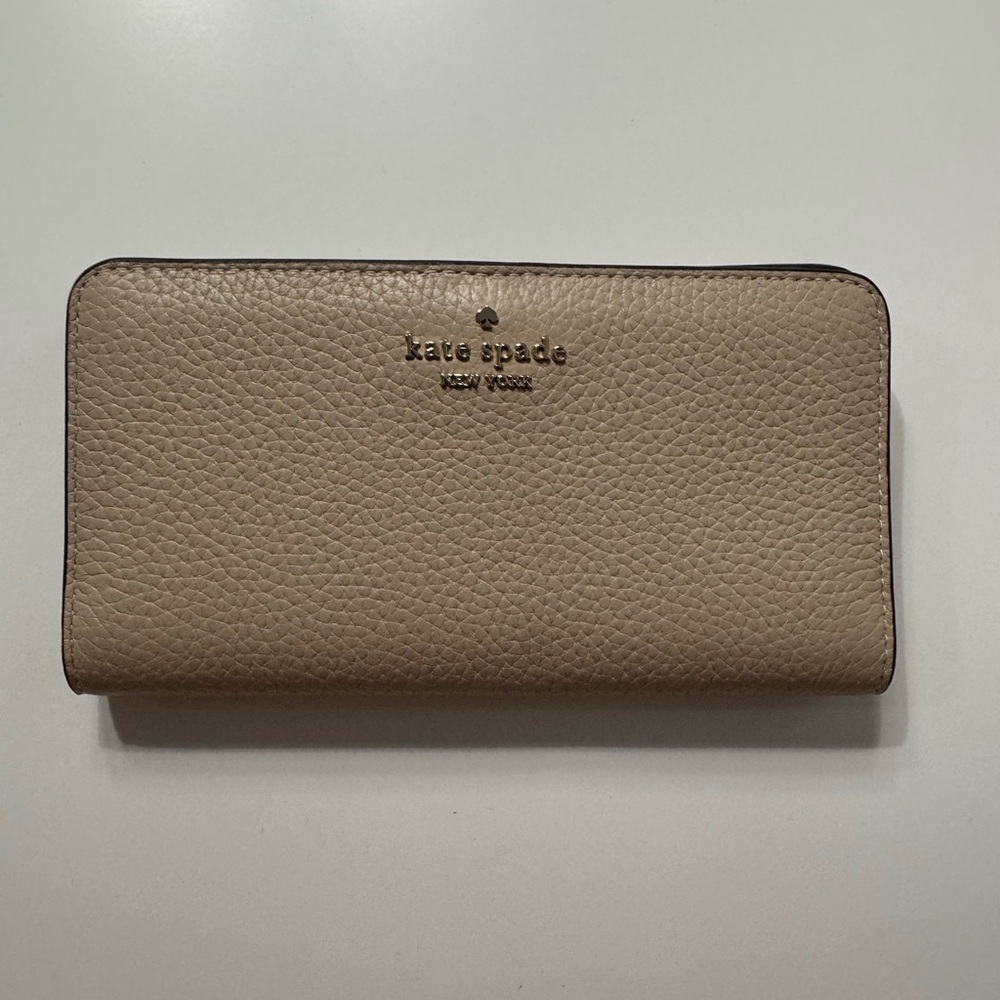 Kate Spade Pebbled Leather Continental Wallet in Taupe